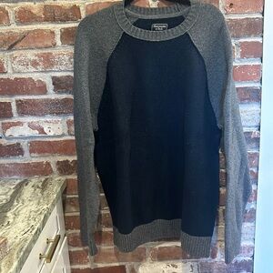Abercrombie sweater